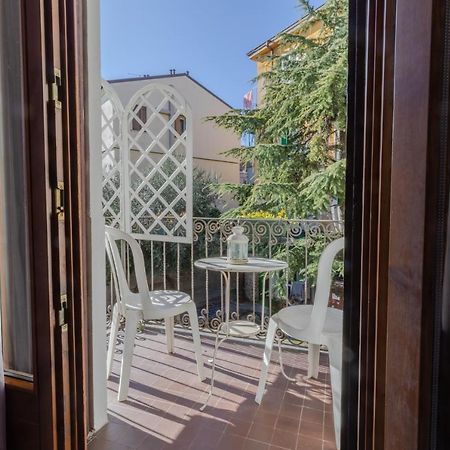 Rooms Giulietta E Romeo เวโรนา ภายนอก รูปภาพ